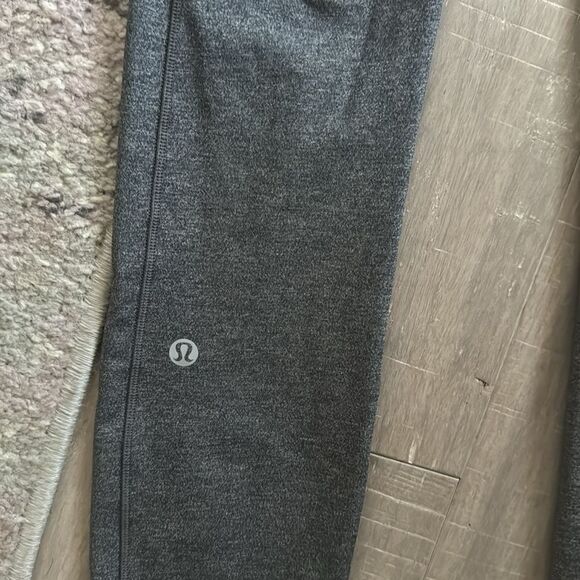 Lululemon Women's Heathered Grey Speed Up Tight *28" Leggings Sz 2 - Picture 9 of 11